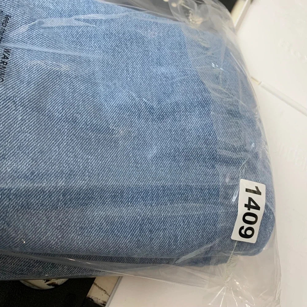 Levis 505 Regular Fit Straight Leg Jeans‎ Mens 34x32 Light Wash Blue Denim 1409